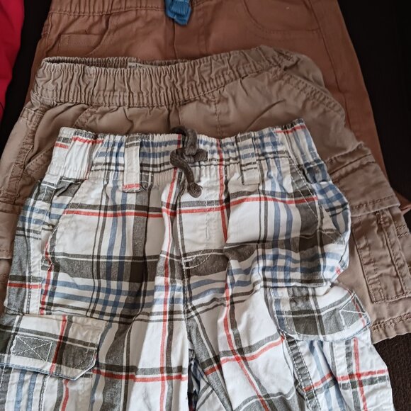 18 Pc Boys 18-24 Mo. Mixed Lot of Clothes - Picture 9 of 10